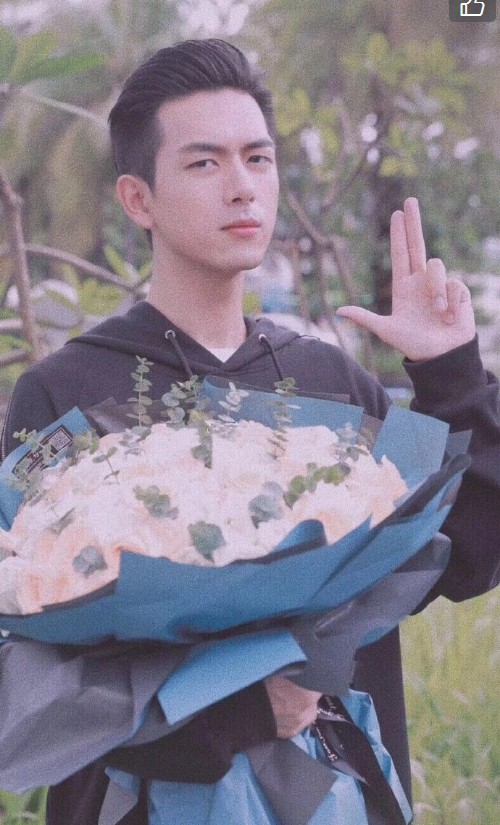 抖音中了李现的毒最火同款图片app官方高清版 v1.0.0